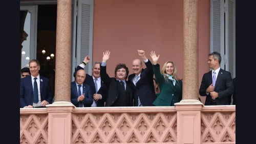 El Gobierno enfrenta nuevas tensiones internas y pierde ritmo en su agenda política