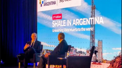 Figueroa confirmó en Houston que Neuquén licitará 4 nuevas áreas de Vaca Muerta que YPF revierte
