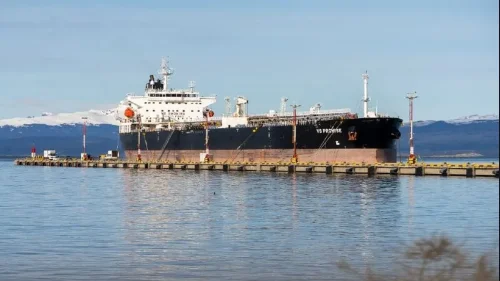 Tierra del Fuego avanza con cambios legales para limitar la logística petrolera hacia Malvinas