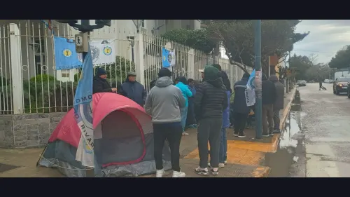 Colectiveros de Patagonia Argentina vuelven a reunirse con el Municipio en medio de una fuerte interna