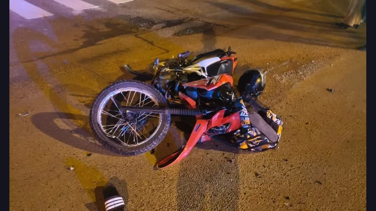 Choque, fuga y presentación voluntaria: investigan a un conductor tras un accidente con un motociclista