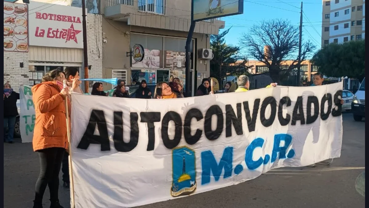 Trabajadores municipales cuestionaron el acuerdo paritario y pidieron reabrir la negociación