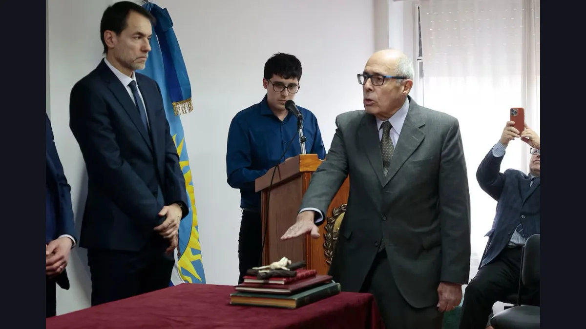 Tres décadas después de ser echado por los Kirchner: Eduardo Sosa asumió como jefe de los fiscales de Santa Cruz