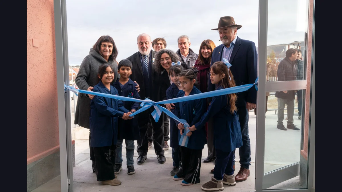 Othar inauguró la primera etapa de ampliación de la Escuela Municipal de Comodoro