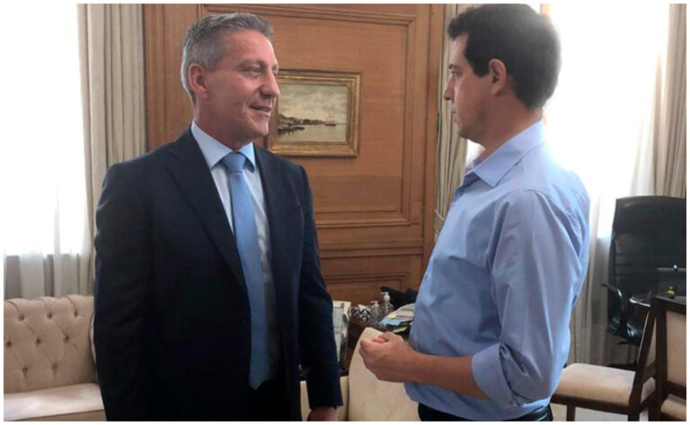 Arcioni se reunió nuevamente con Eduardo «Wado» de Pedro en Buenos Aires