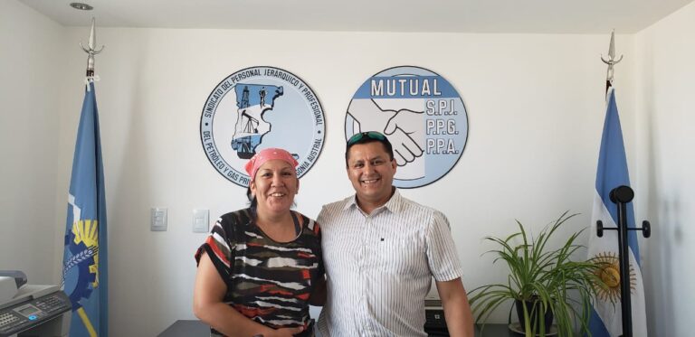 Alejandra Vergara, volvió a la escuela 20 años después y terminó la secundaria con excelentes notas