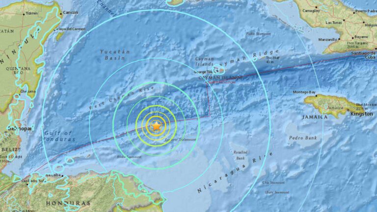 Sismo de magnitud 7,7 en el Caribe: alerta de tsunami en Cuba, Jamaica e Islas Caimán