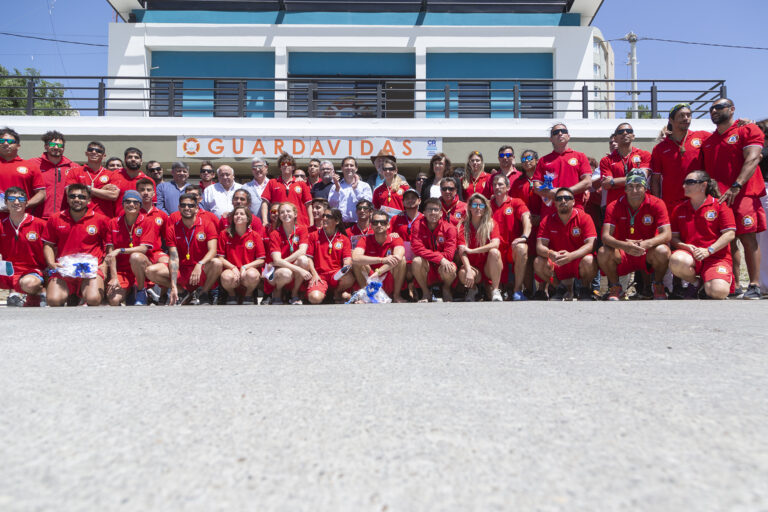 Travesía Día del Guardavidas este domingo en la costanera de Comodoro