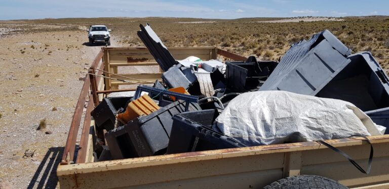 Limpieza de las playas entre El Sombrerito y Playa Unión: recolectaron más de 300 kg de basura