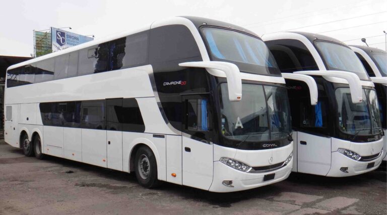 Analizarán si los micros de doble piso son «aptos» para circular ante reiterados accidentes