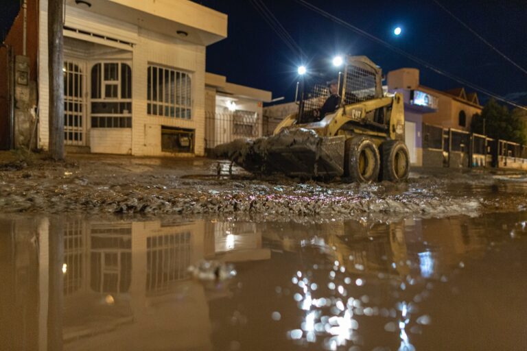 Lluvia en Comodoro: «El municipio actuó rápido pero necesitamos las obras hídricas urgente»