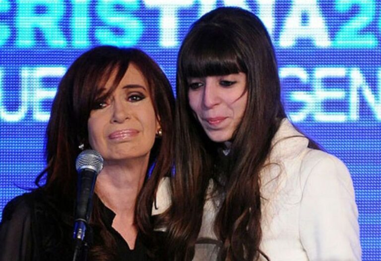 Cristina Kirchner compartió la primera foto con Florencia desde Cuba