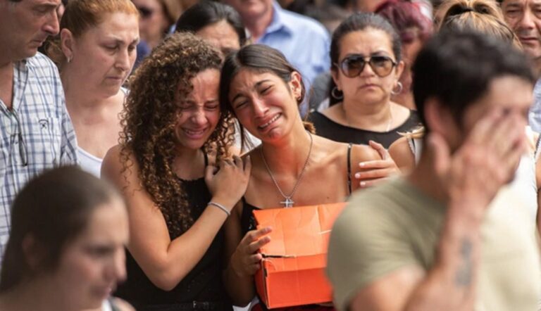 La novia de Fernando Báez Sosa tras la liberación de dos de los rugbiers: «Es doloroso y desesperante»