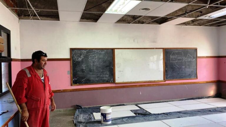 Provincia trabaja en la refacción de la Escuela N° 738 de Comodoro Rivadavia