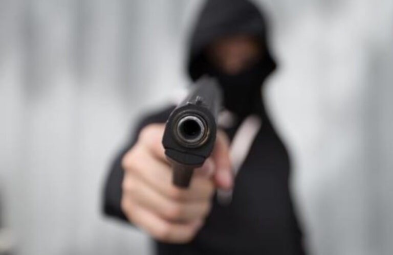 Chubut: turistas italianos fueron sorprendidos por delincuentes sobre Ruta 25