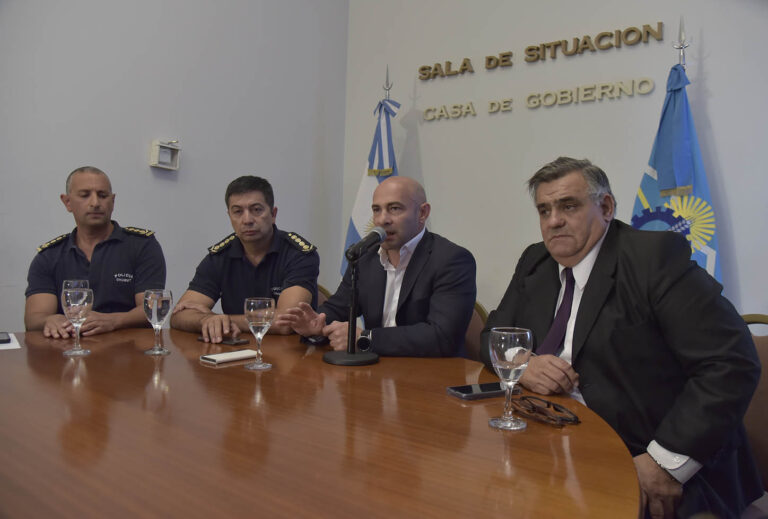 Massoni: «Ni el Gobierno ni la Policía del Chubut se va a prestar a este tipo de cosas»