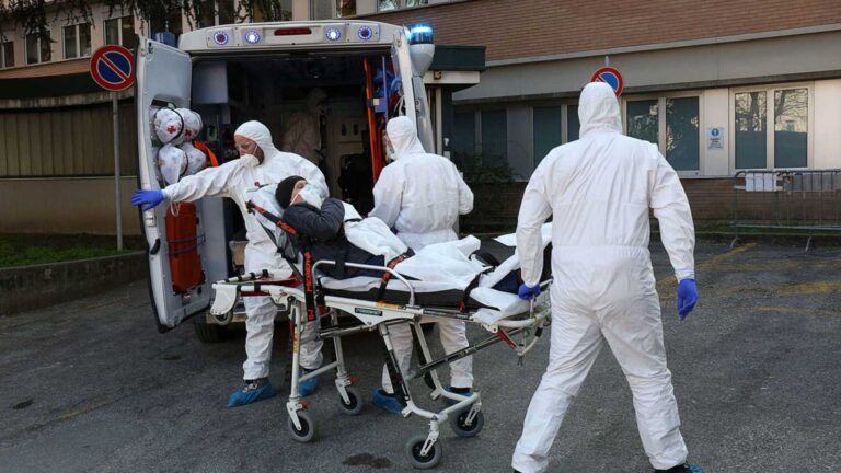 Quedó en cuarentena con el cadáver de su marido muerto por Coronavirus