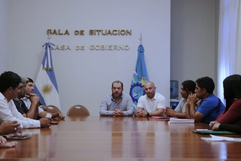 Grazzini y Massoni recibieron a dirigentes de organizaciones sociales y cooperativas de trabajo