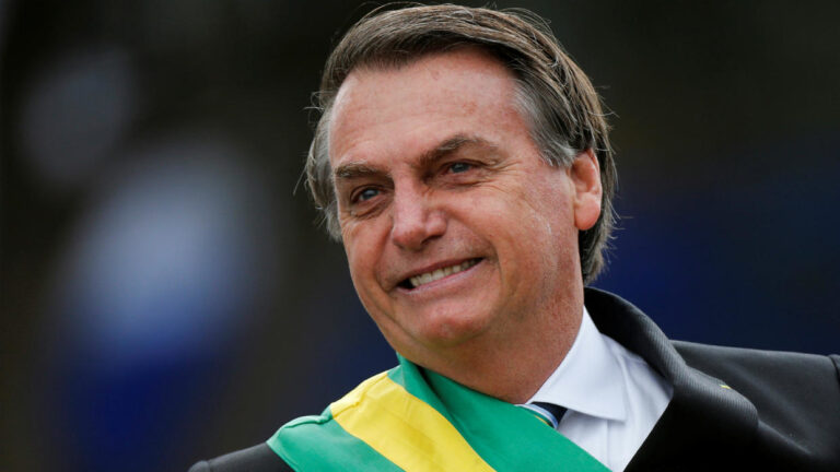 Jair Bolsonaro confirmó que tiene coronavirus