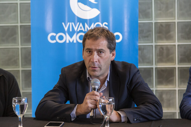 Luque: «Mientras menos gente circule por la ciudad más tranquilidad vamos a tener»