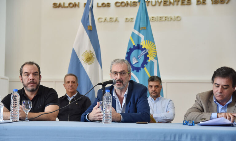 Profesionales de Chubut se capacitarán en el Malbrán para determinar posibles casos de coronavirus
