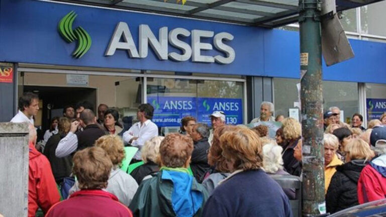 Anses: adelantan el pago de jubilaciones, pensiones y AUH por la cuarentena