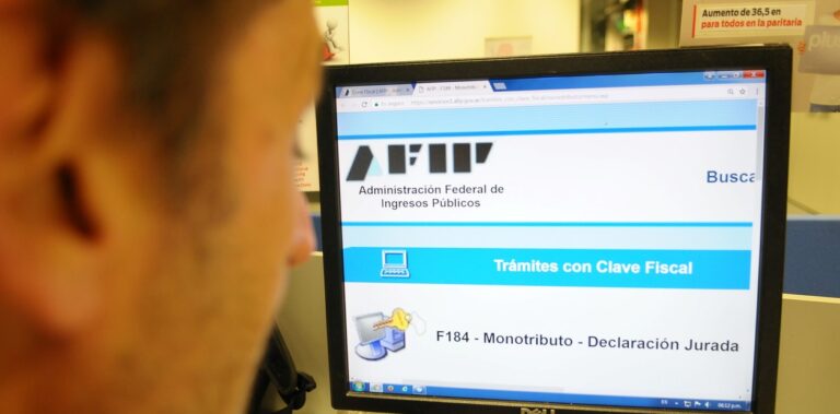 La AFIP reabrió el registro para las empresas que soliciten asistencia del estado para pagar sueldos