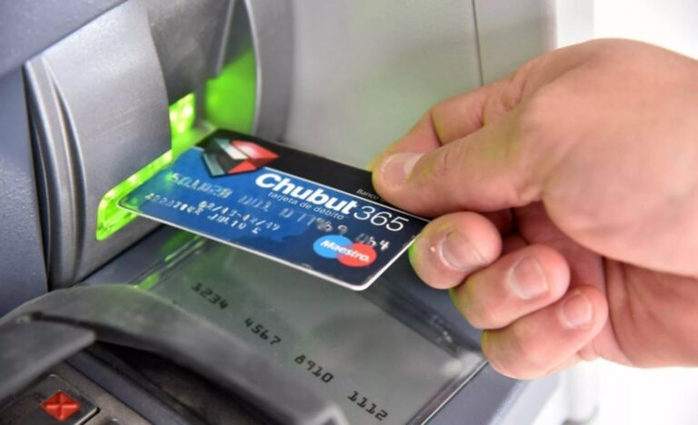 Hoy se realizó el depósito para completar el pago de los jubilados del tercer rango