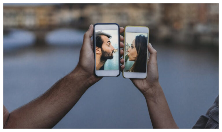 El Gobierno recomienda el sexo virtual para no romper el aislamiento
