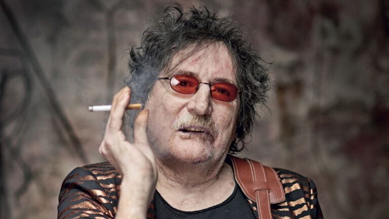 La mamá de Charly García es una de las evacuadas del geriátrico de Recoleta