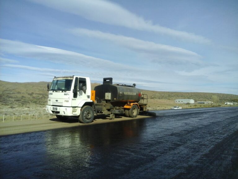Avanza la pavimentación de la ruta Nº 63 entre El Molle y José de San Martín