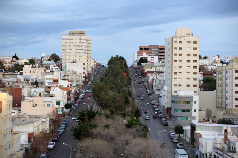 Una obra histórica para Comodoro: reconstruirán la Avenida Rivadavia