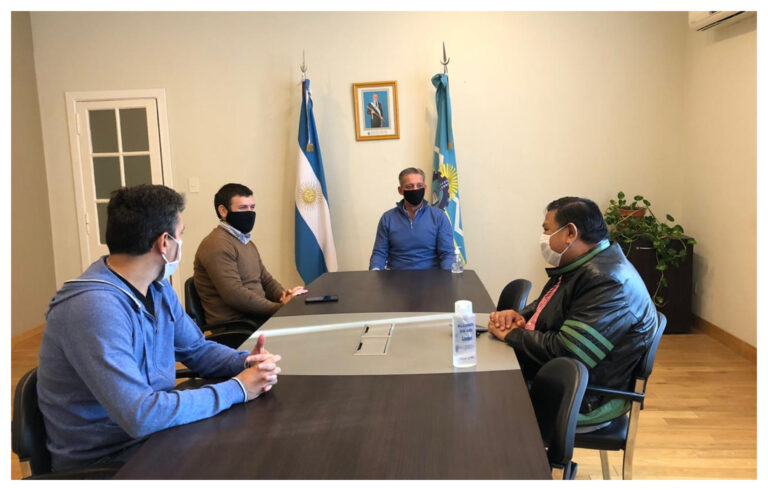 Arcioni evaluó con «Loma» Ávila la situación del sector petrolero
