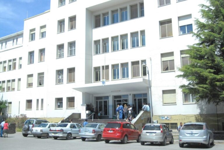 El Poder Judicial entrega en depósito una camioneta para el hospital de Comodoro 