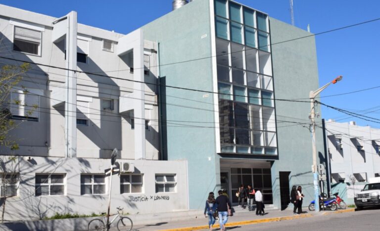 Coronavirus: Aíslan a 13 personas que tuvieron contacto estrecho con el caso positivo en Trelew