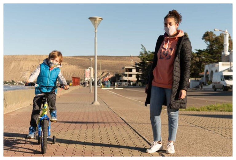 Rada Tilly: alertan sobre la necesidad de cumplir con el distanciamiento social, uso del barbijo y medidas de higiene