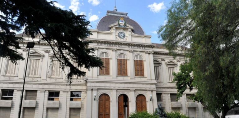 Investigadores de la UNLP desarrollan un dispositivo para detectar Coronavirus en pocos minutos
