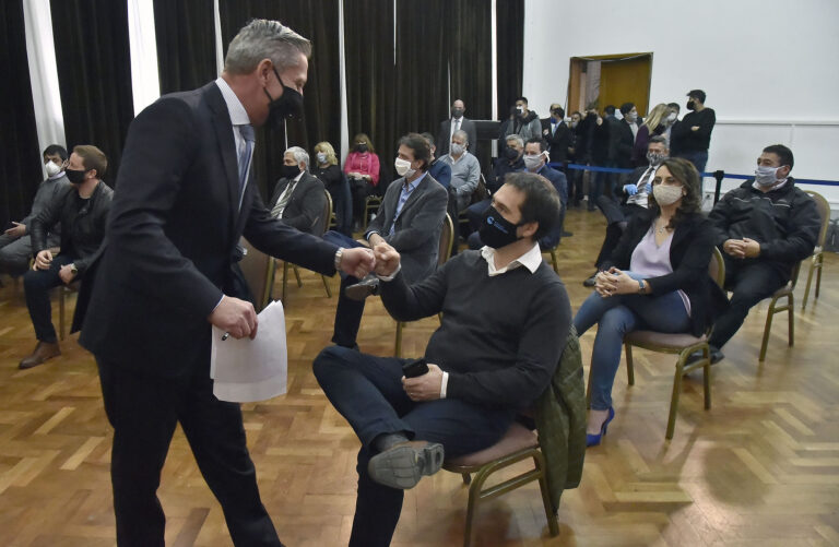 Sobre la asistencia financiera, Luque: «Toda ayuda en este momento es buena»