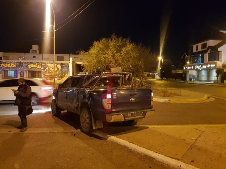 Accidente de tránsito en Comodoro, una mujer sufrió lesiones