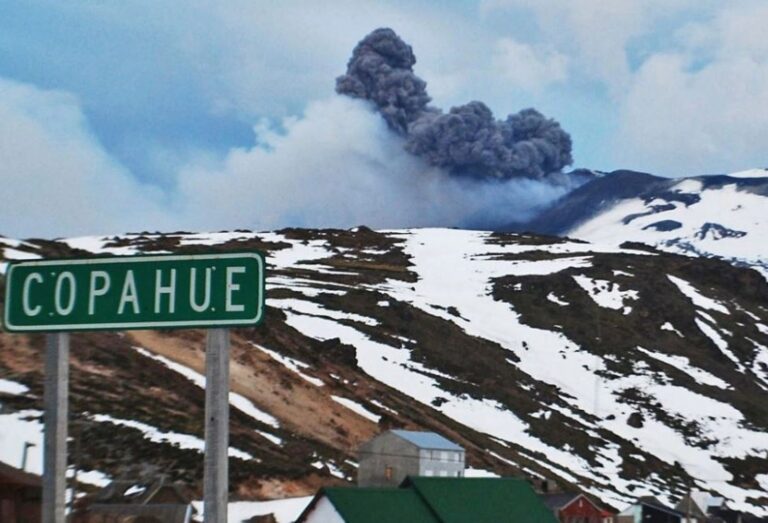 Volcán Copahue en alerta «amarilla»
