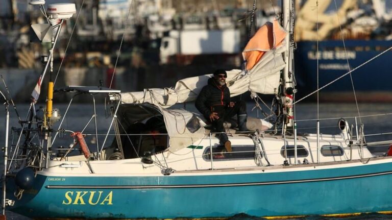 Navego desde Portugal a Mar del Plata para festejar cumple de su padre