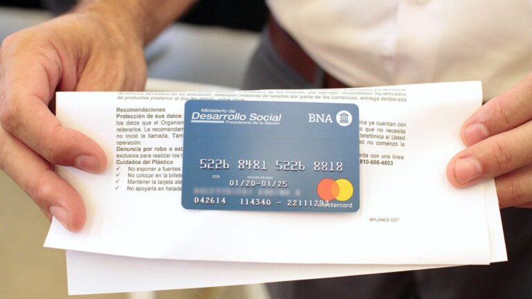 Chubut: Acreditaron los fondos de tarjeta social provincial