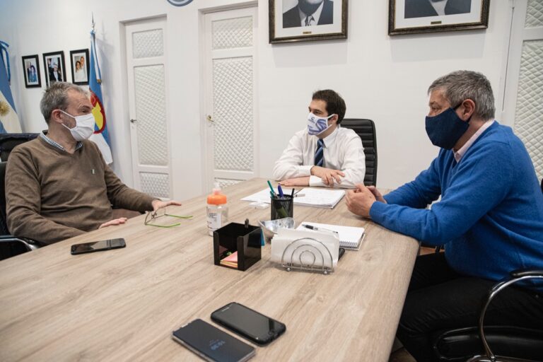 Juan Pablo Luque se reunió con el ministro de Salud, Fabián Puratich