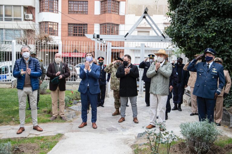 El municipio de Comodoro conmemoró el Día de la Bandera