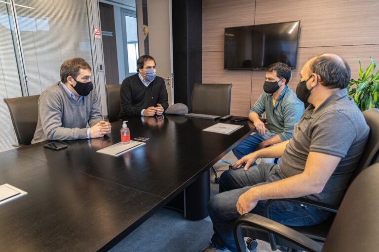 El intendente visitó la empresa comodorense de tecnología de punta para la industria petrolera