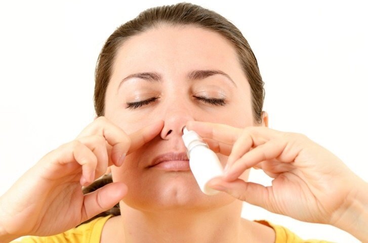 Prueban un spray como tratamiento preventivo contra el Coronavirus