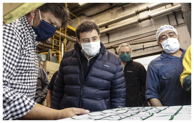 El gobierno busca  generar «300 mil puestos de trabajo» en los próximos meses