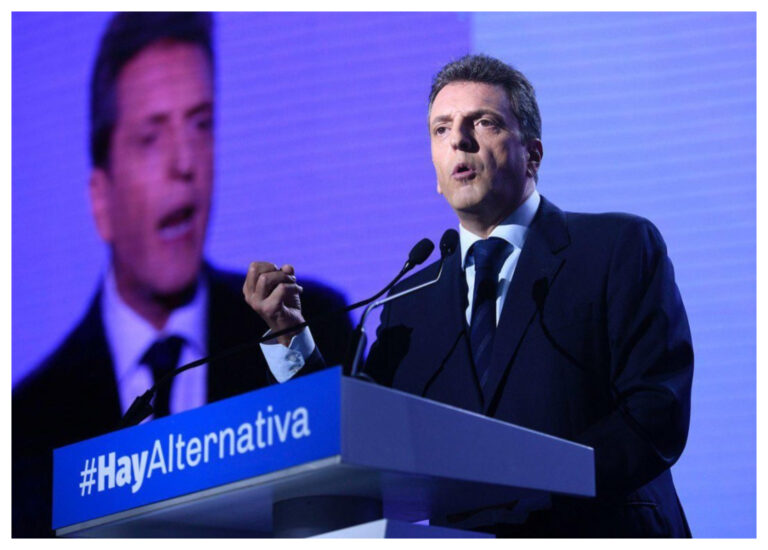 «Mauricio Macri despreció a los argentinos al irse a Francia»