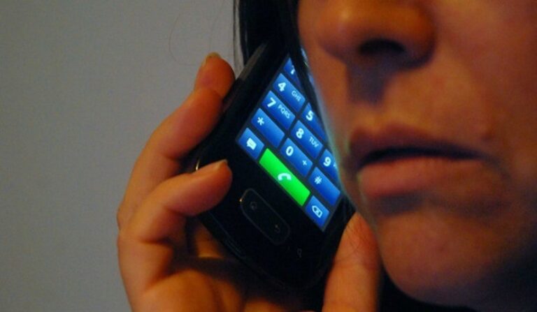 Estafas telefónicas:  Grabaron una llamada  para advertir a la comunidad