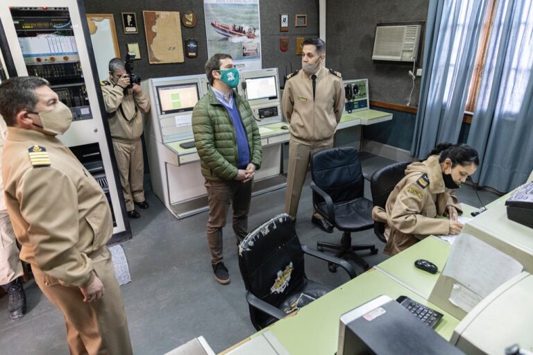 Luque visitó la nueva obra de Prefectura Naval que se inaugura este jueves